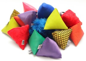 Woreczki piramidki Memo sensoryczne 20 sztuk