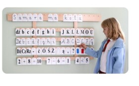 Plastikowe tabliczki Cyfry i znaki matematyczne do tablicy literowo-sylabowej